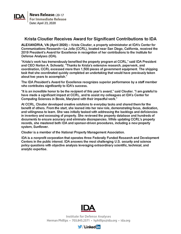 Krista Cloutier Receives Award for Significant Contributions to IDA